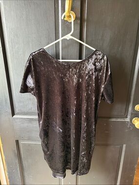 Velvet Short Sleeve Black Dress